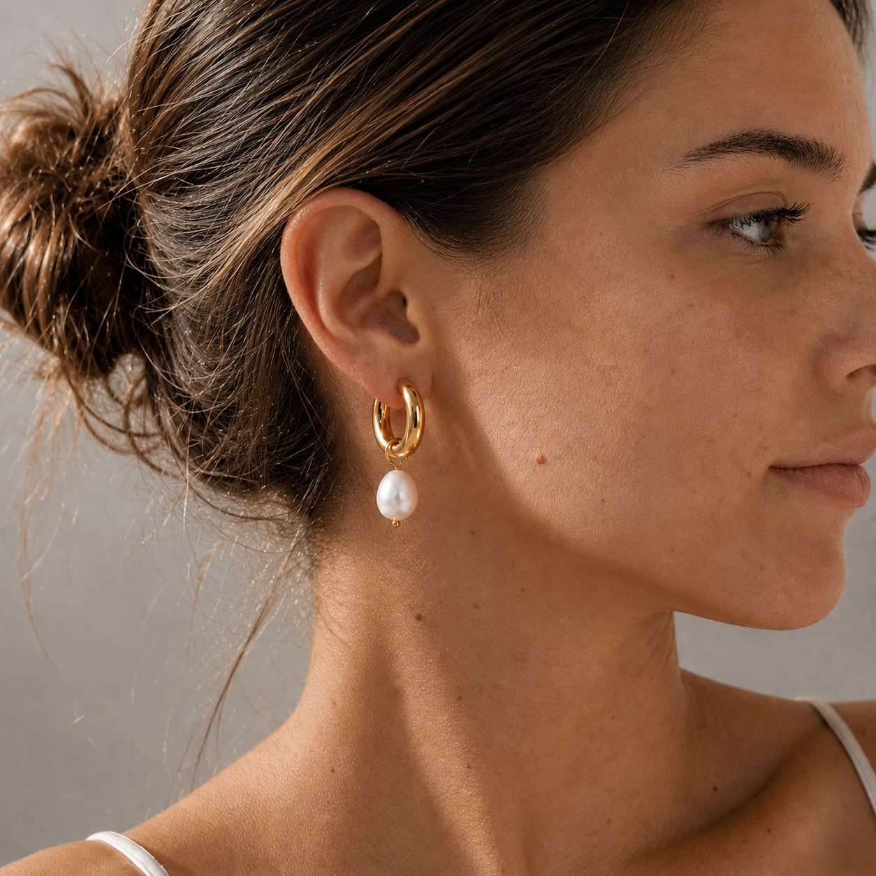 Mila Gold Pearl Hoops